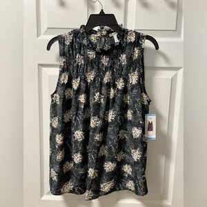 NWT Joie sleeveless top. Size Large.